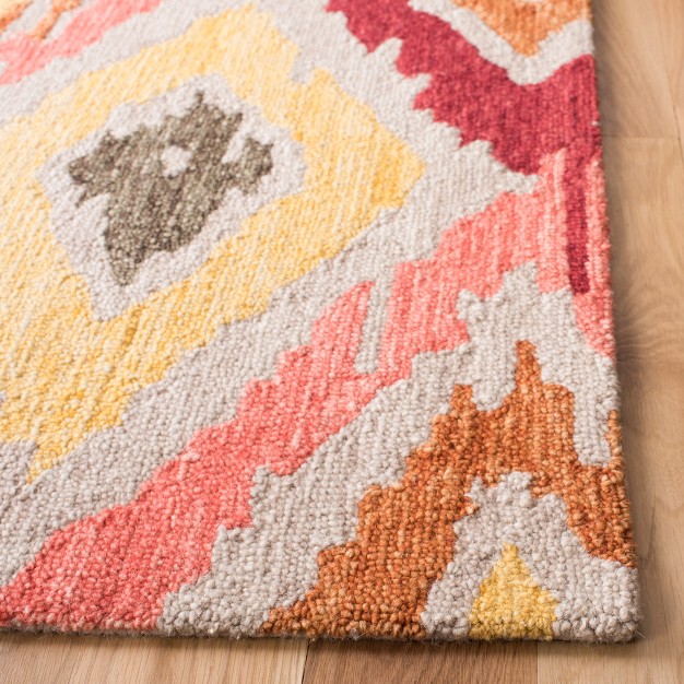 Ikat Ikt337 Hand Tufted Area Rug Safavieh