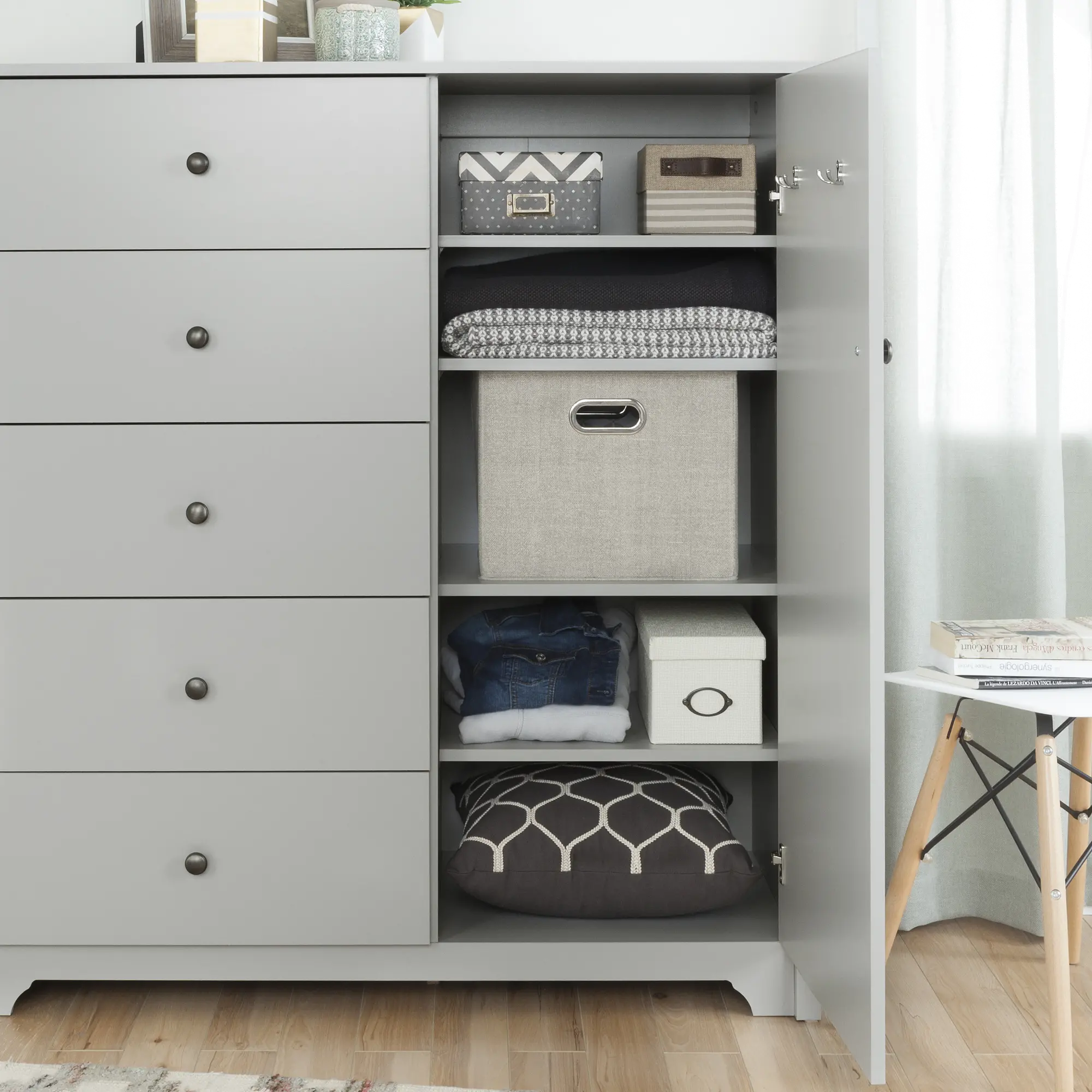 Soft Gray 5 Drawer Door Chest - Vito