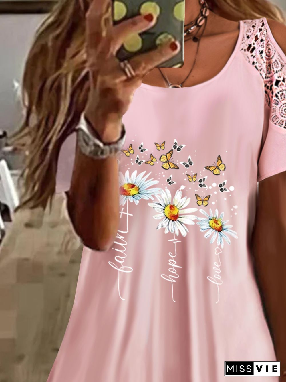 Floral Butterfly Printed Vacation Loosen Scoop Neckline Short Sleeve T-Shirt