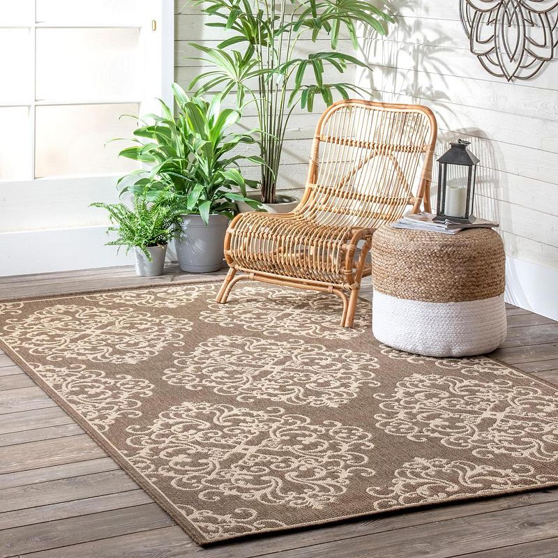 nuLOOM Jazmine Coronated Trellis Indoor/Outdoor Area Rug