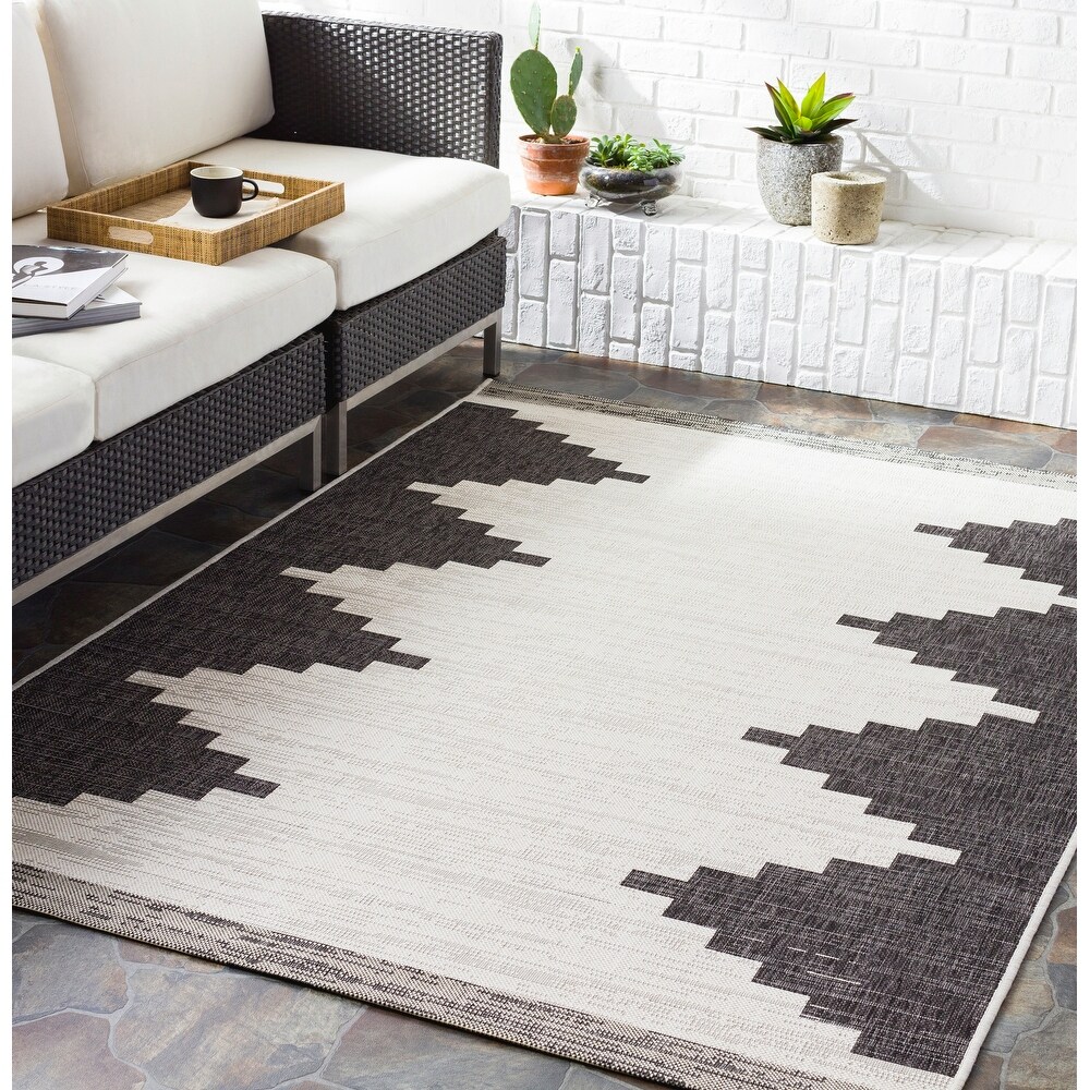 Artistic Weavers Aleida Indoor/Outdoor Modern Area Rug