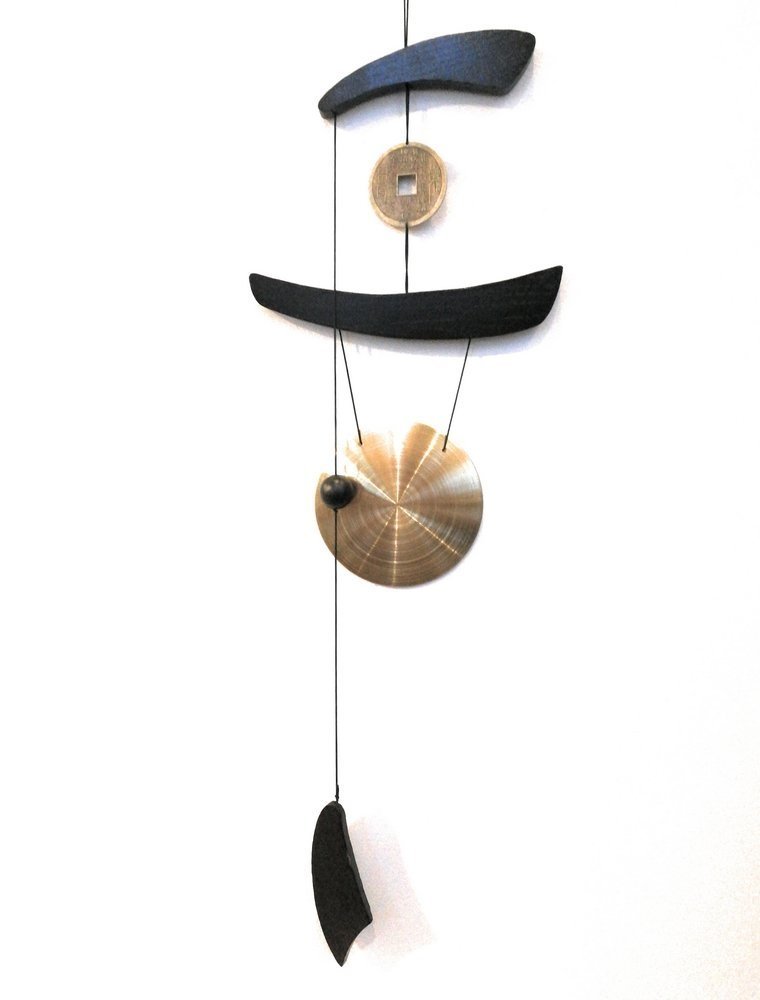 THY COLLECTIBLES Feng Shui Brass Gong Wind Chime for Patio， Garden， Terrace， Balcony Or Any Room - Beautiful Decor Piece