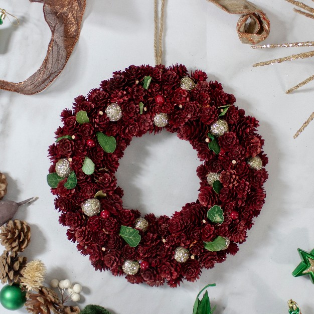 Red Pine Cone And Berry Artificial Christmas Wreath Unlit