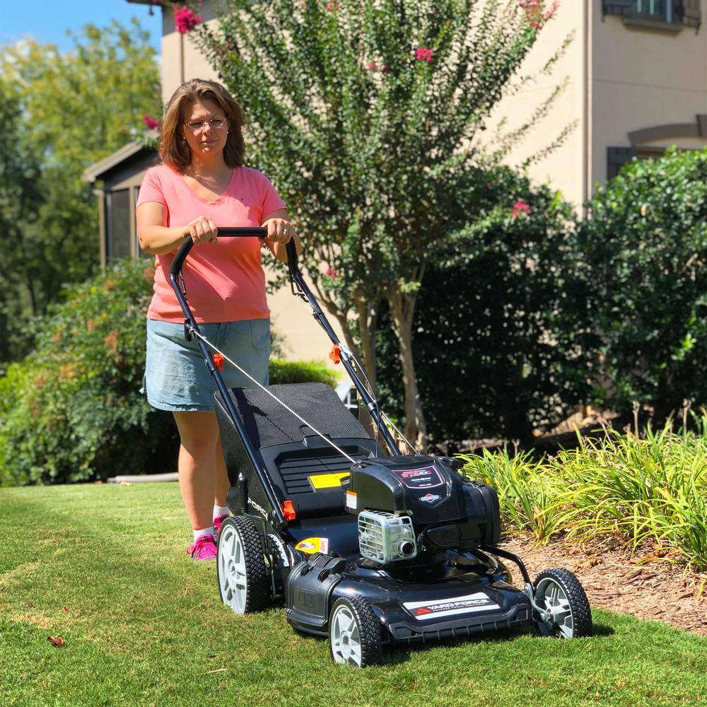 YARD FORCE YF22-3N1SP 21 in.?EX625?Briggs and Stratton Just Check and Add Self-Propelled RWD Walk-Behind Mower