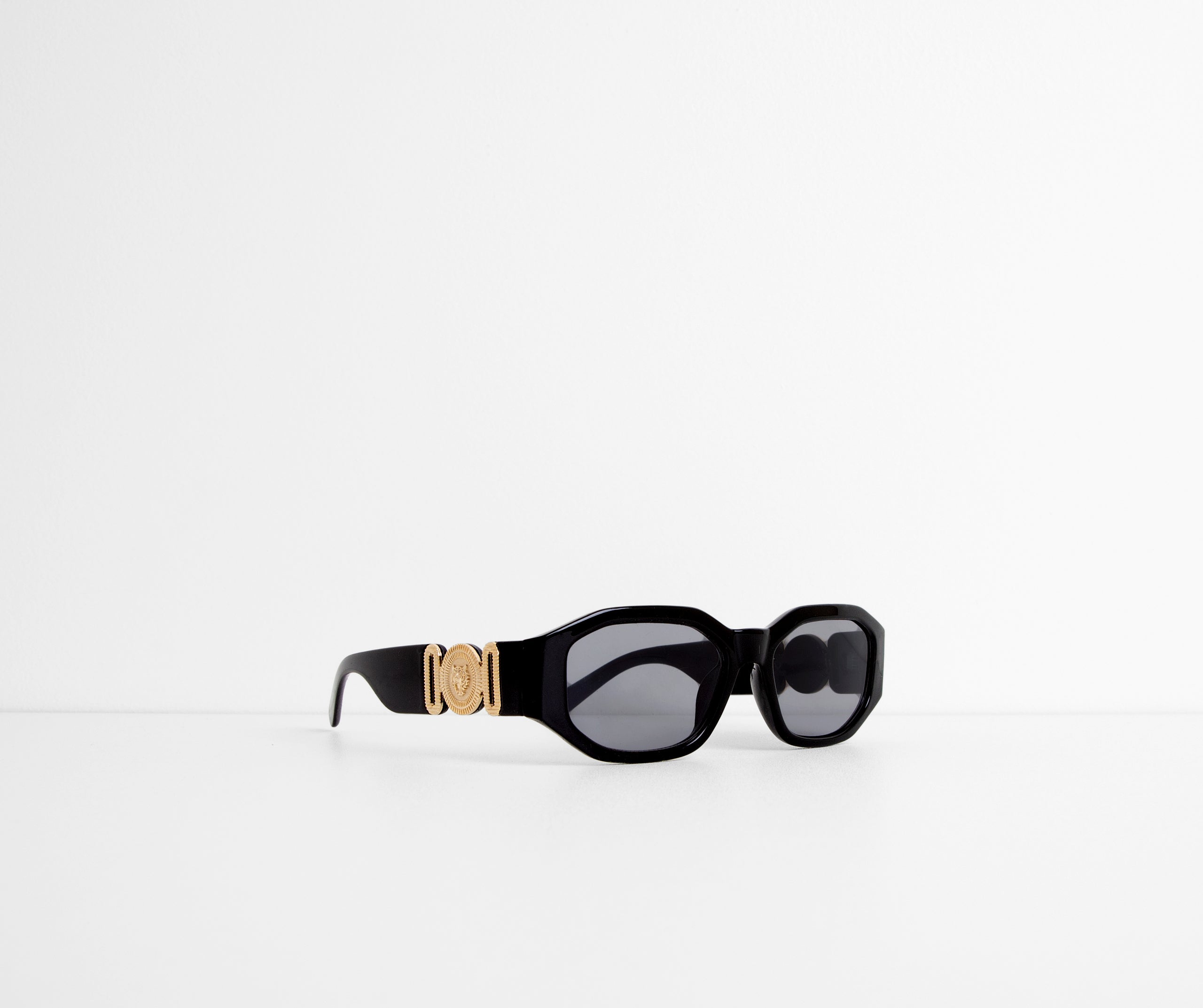 Vintage Inspirations Oval Geometric Sunglasses