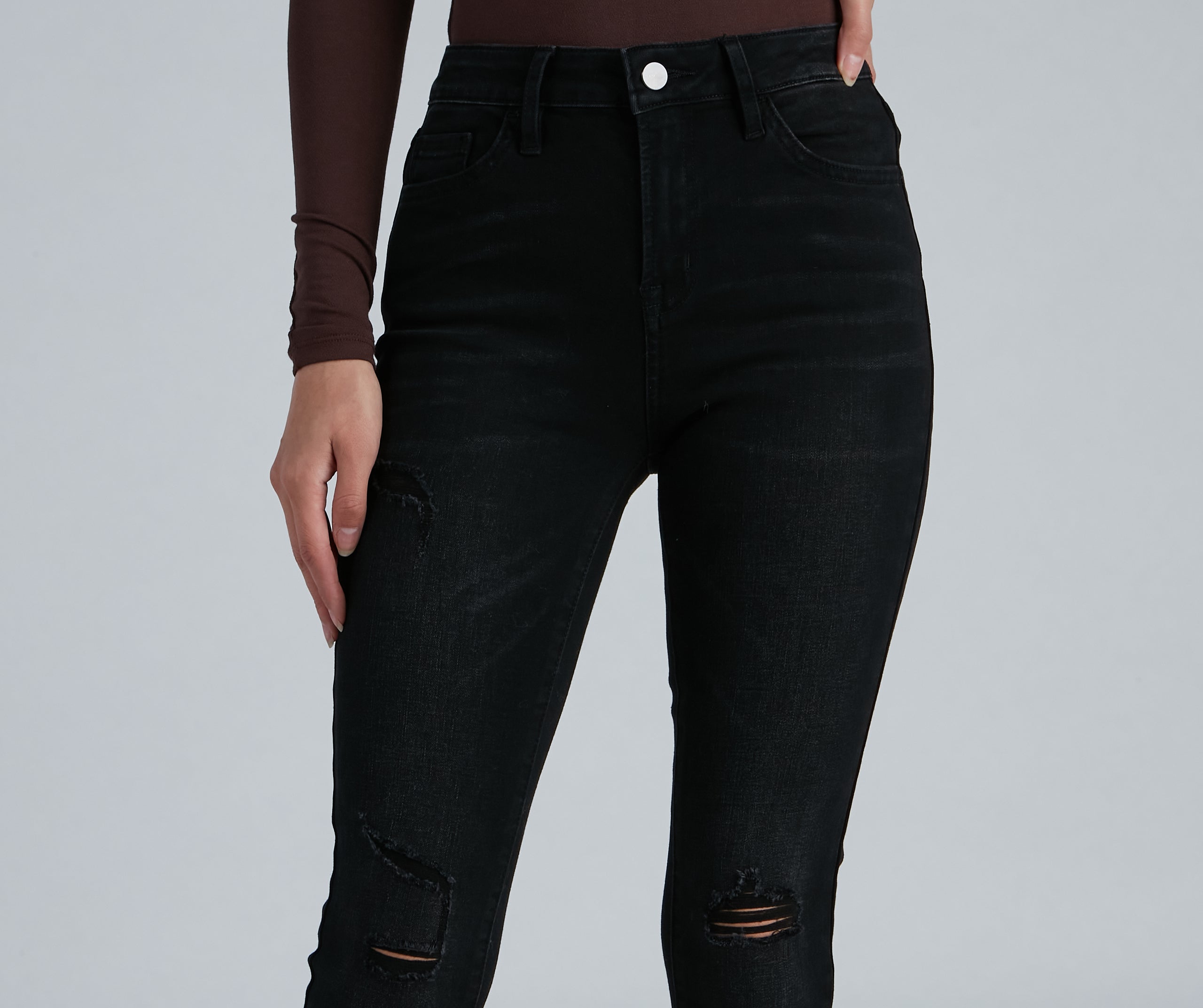 New In Town Mid-Rise Distressed Crop Skinny Jeans