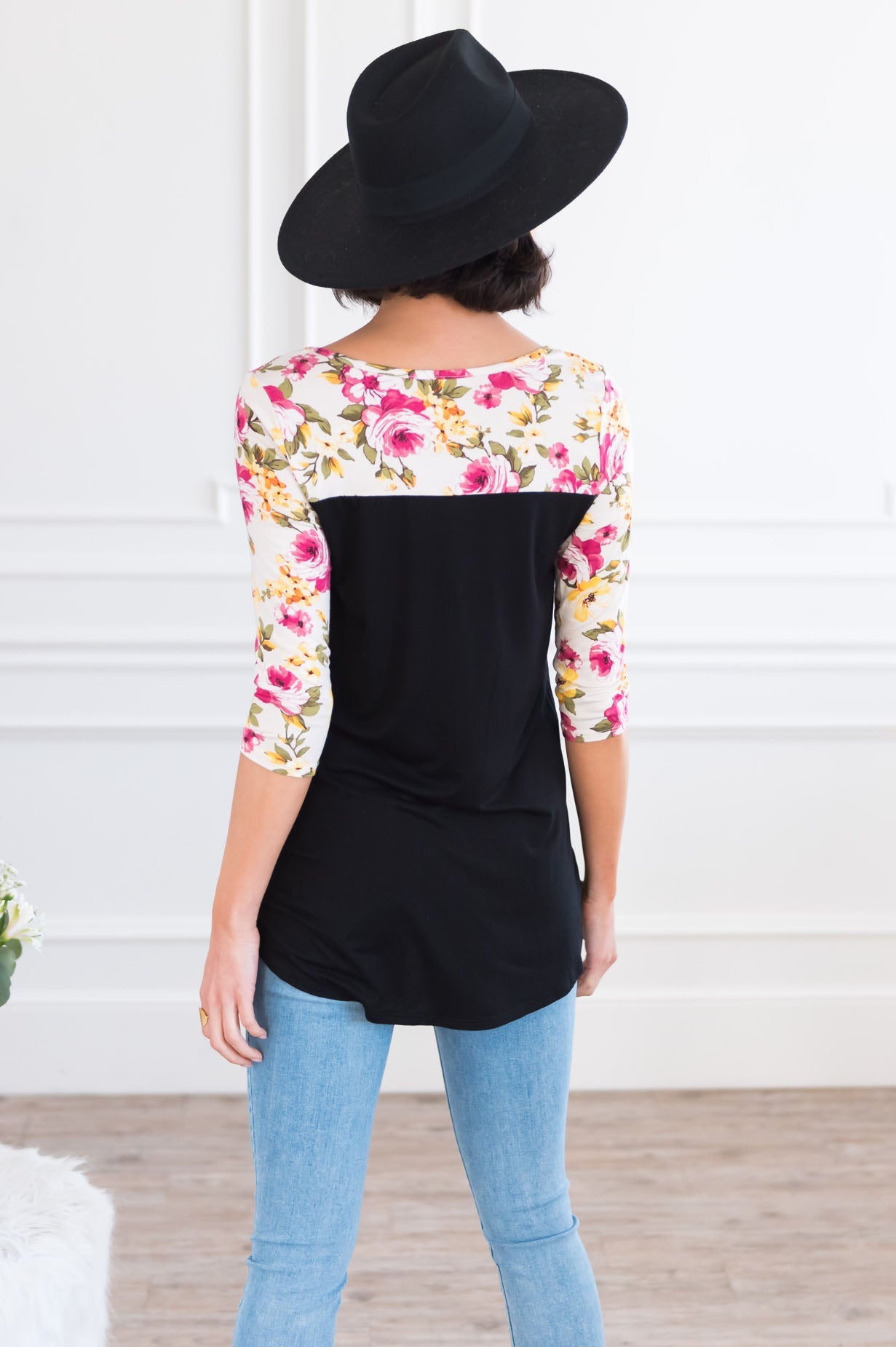 Bloom Season Modest Pocket Baseball Tee