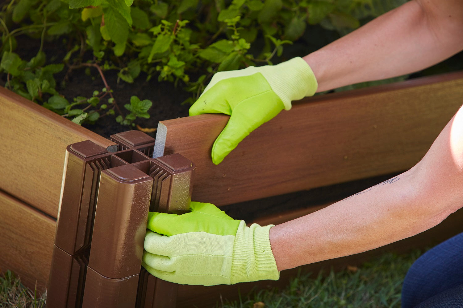 Raised Garden Bed Plastic Corners