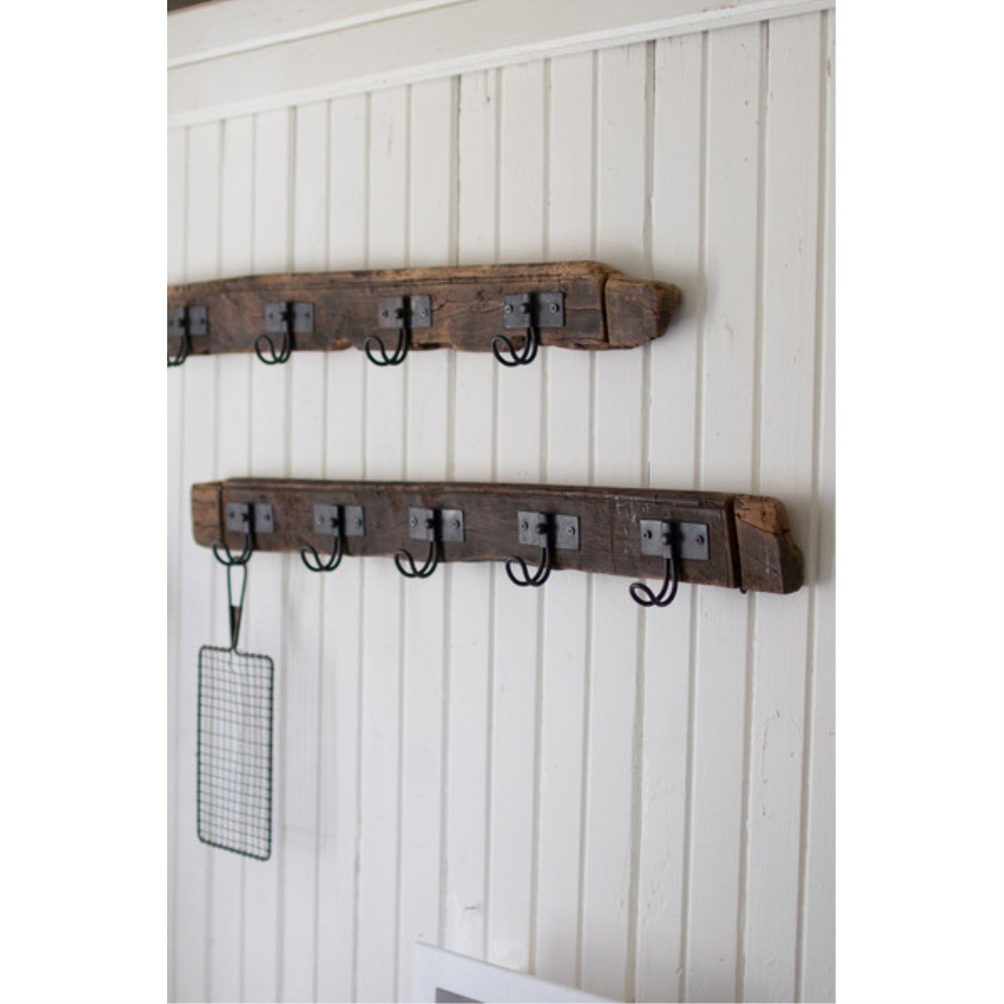 RECYCLED WOOD COAT RACK WITH FIVE WIRE HOOKS