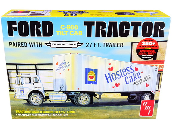 AMT AMT1221  Skill 3 Model Kit Ford C 900 Truck wi...