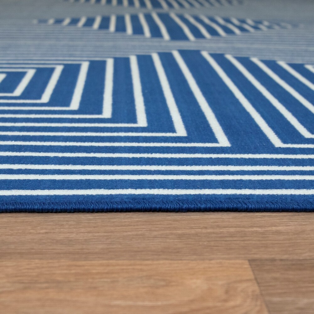 Paskal Geometric Striped Indoor/Outdoor Area Rug