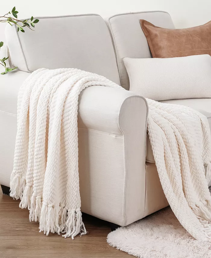 Battilo Classic Textured Woven Micro Chenille Throw， 60