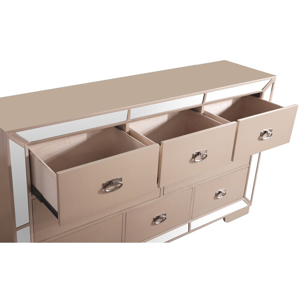 Holly Hills 8 drawer Dresser