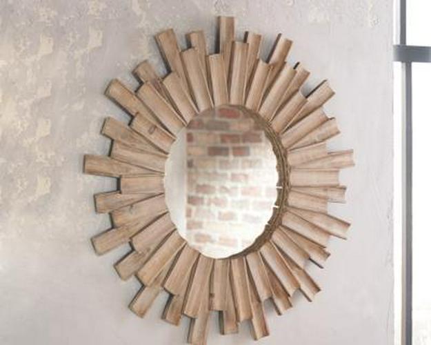 Signature Design by Ashley Donata Wall Mirror， 32 x 32 In， Natural Wood Finish