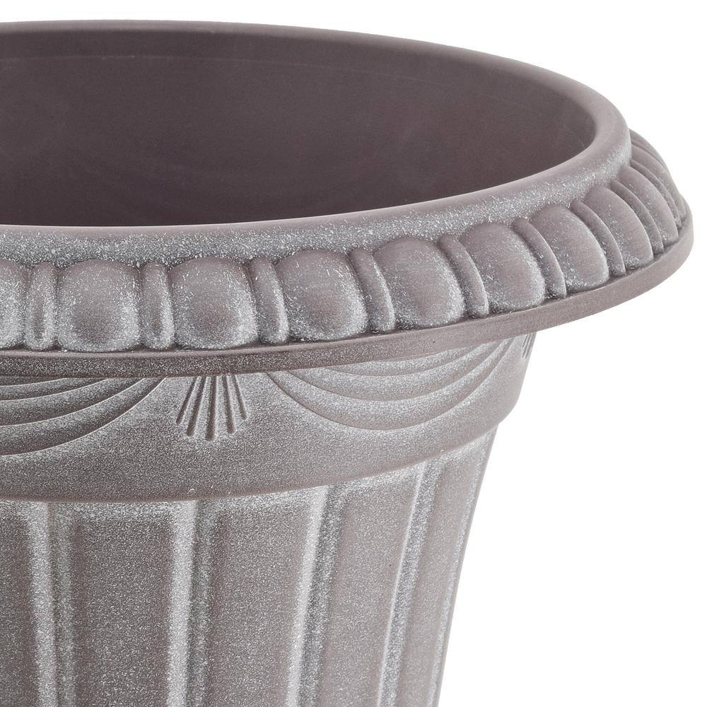 Arcadia Garden Products Traditional 10 in. x 12 in. Whitewash Plastic Urn PL20WW