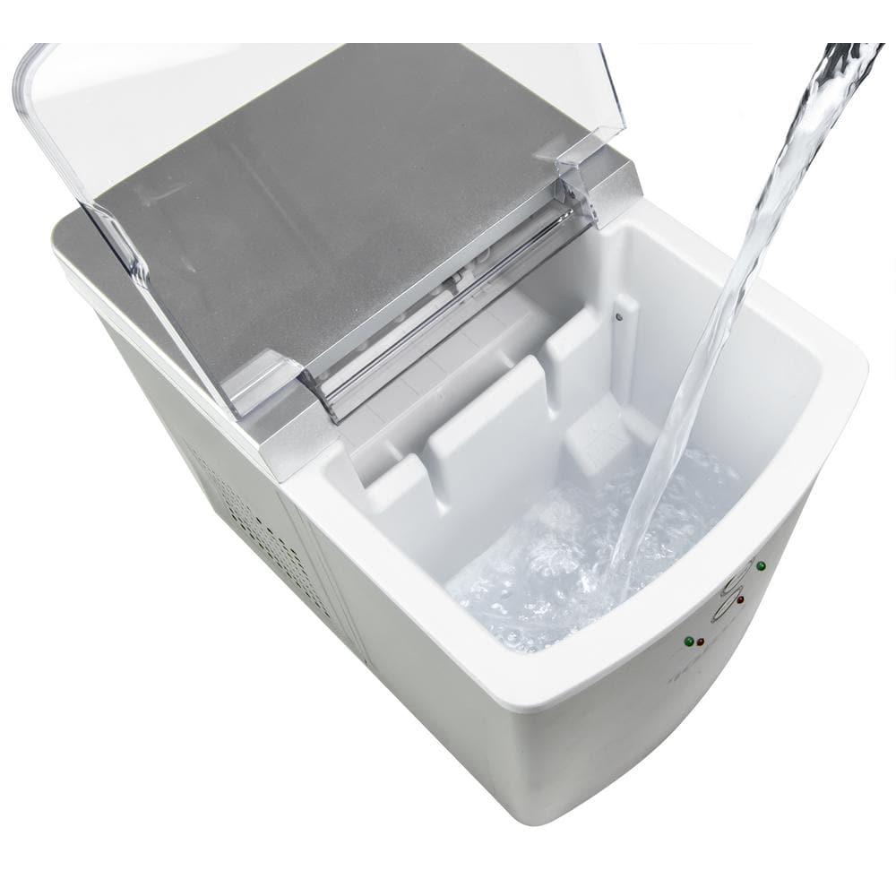 IGLOO 33 lb Portable Ice Maker in Silver