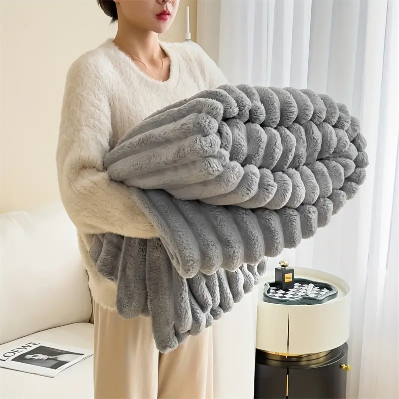 1pc Faux Rabbit Fur Double-sided Throw Blanket Warm Blanket Nap Blanket Air Conditioning Blanket Office Outdoor Camping Sofa Gift Blanket