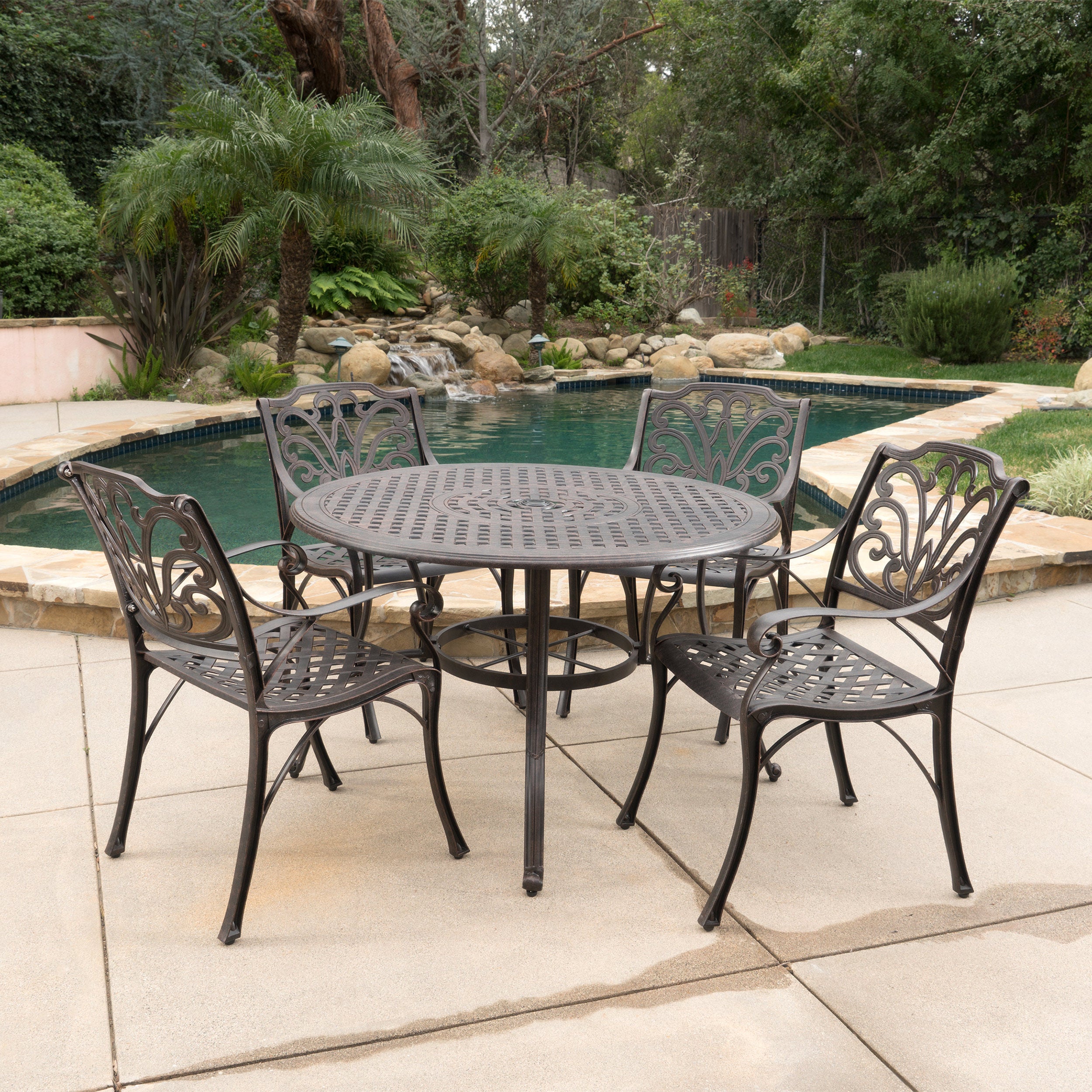 Calandra Outdoor 5 Piece Bronze Cast Aluminum Circular Dining Set