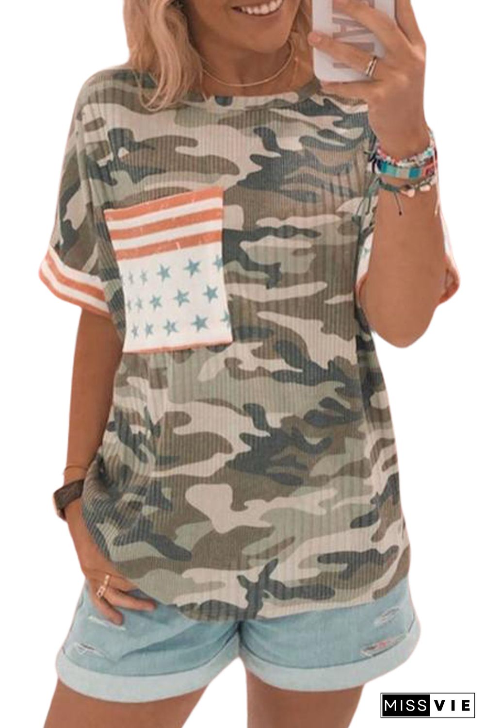 Green Flag Pocket Ribbed Camo Print T-shirt