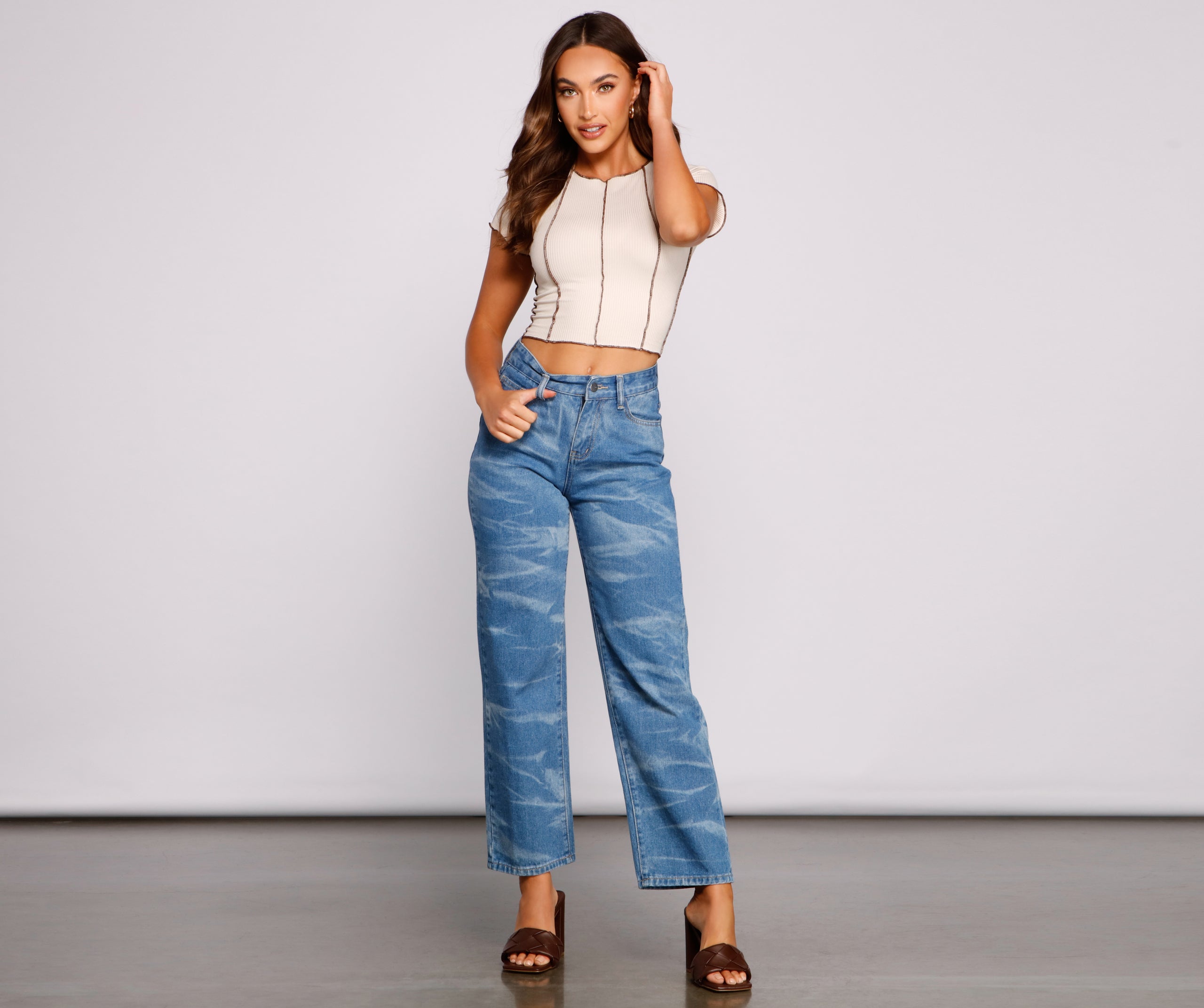 High-Rise Bleached Dye Straight Leg Jeans