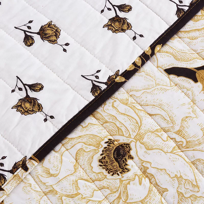 Lush Decor Zinnia Floral Quilt Set