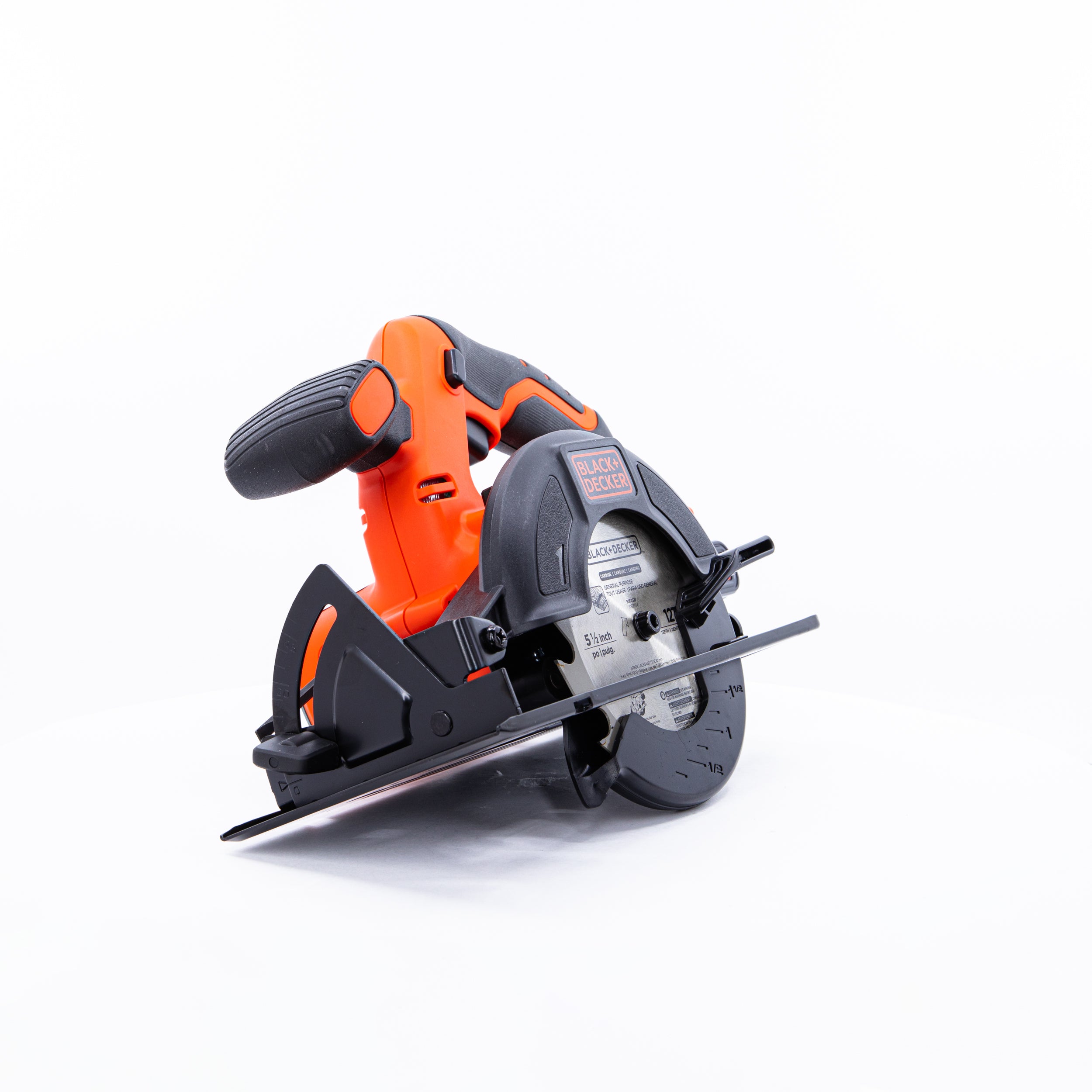 20V MAX* POWERCONNECT™ 5-1/2 In. Cordless Circular Saw