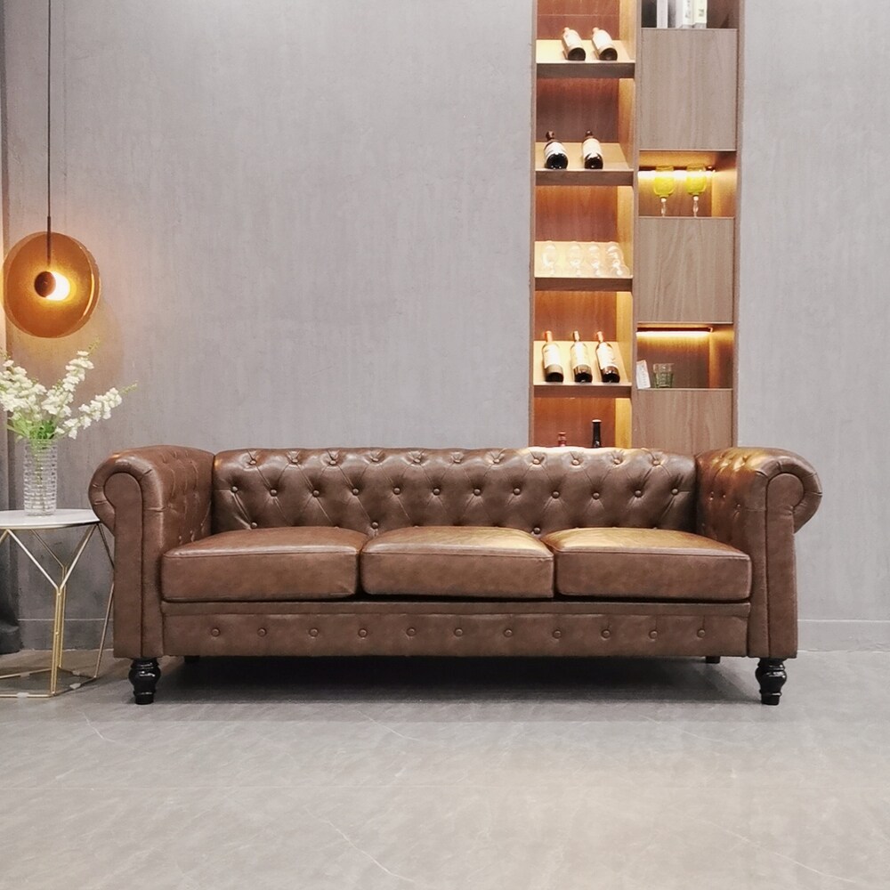 Button Tufted 3 seat Sofa Chesterfield Loveseat Leather Sofa for Living Room  Rolled Arms Couch with 4 Gourd Shaped Legs  Brown