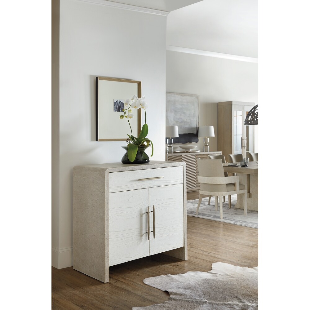 Cascade Credenza I   38\