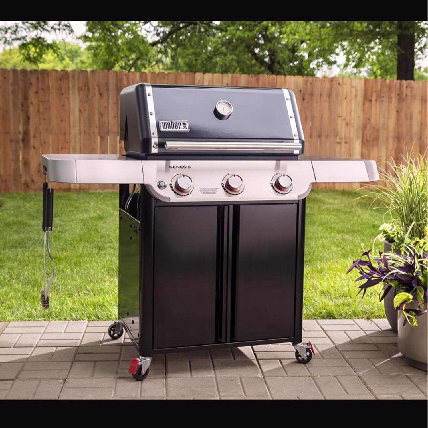 Weber Genesis E-315 3 Burner Liquid Propane Grill Black