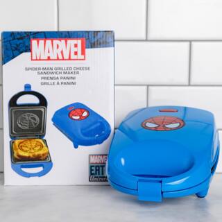 Uncanny Brands Marvel Spider Man Blue 500-Watt Single Sandwich Maker PP2-MVC-SMC