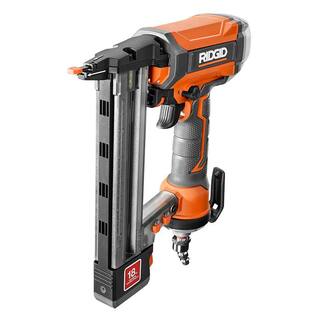 RIDGID Pneumatic 18-Gauge 2-18 in. Brad Nailer and 18-Gague 1-12 in. Finish Stapler R213BNF-R150FSF