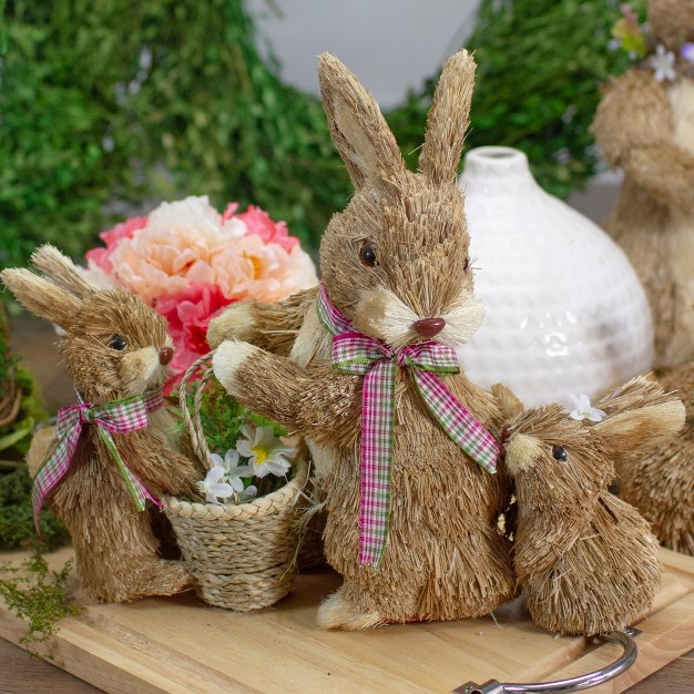 Sisal Mommy And Baby Bunnies Easter Figure