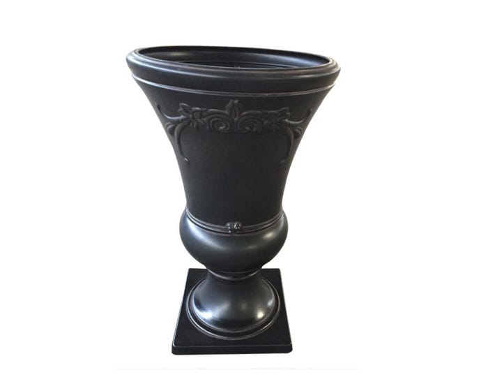 Backyard Expressions  Plastic Black Urn Planter  911030