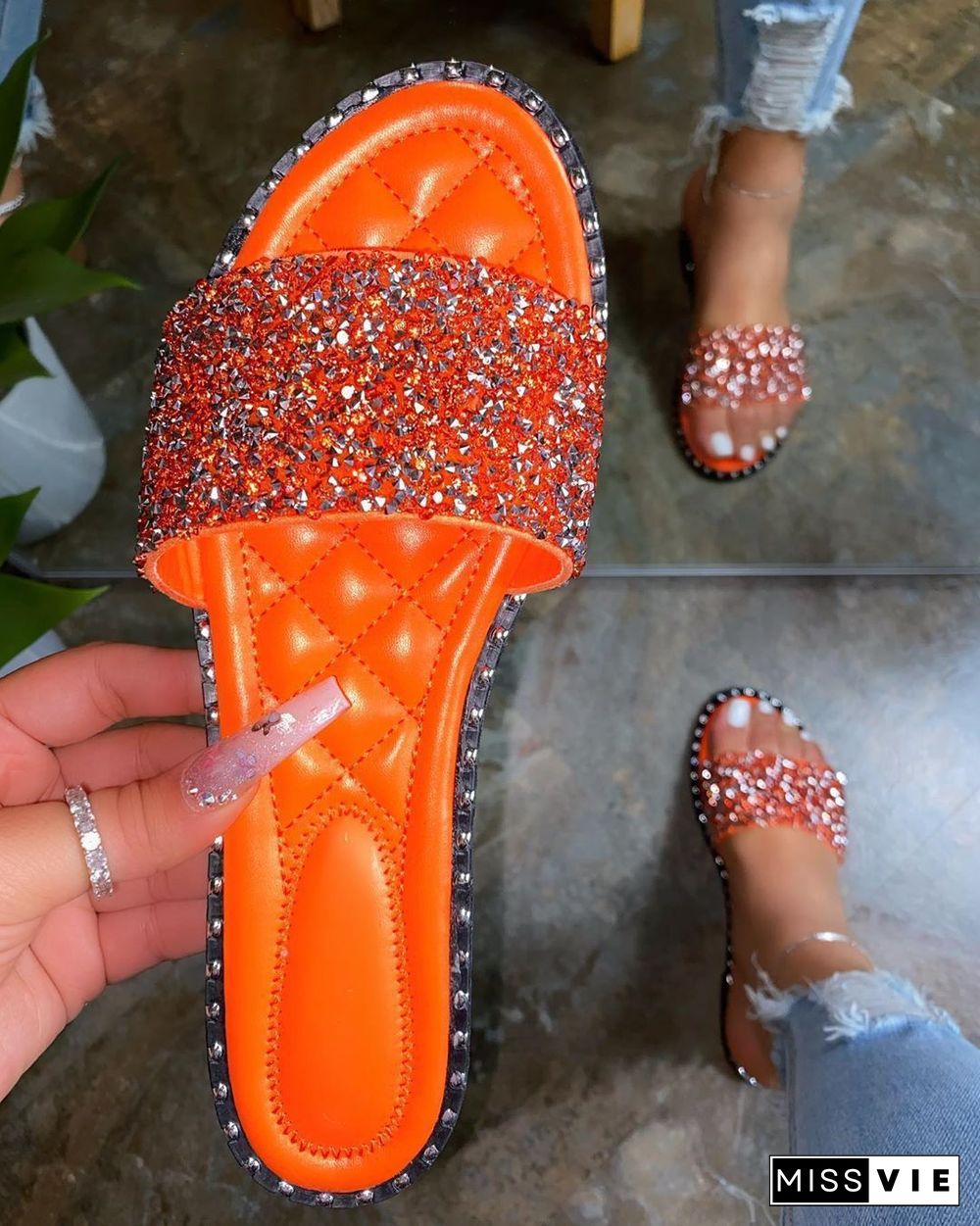 Shiny Faux Jewerly Embellished Outdoor Flat Slipper