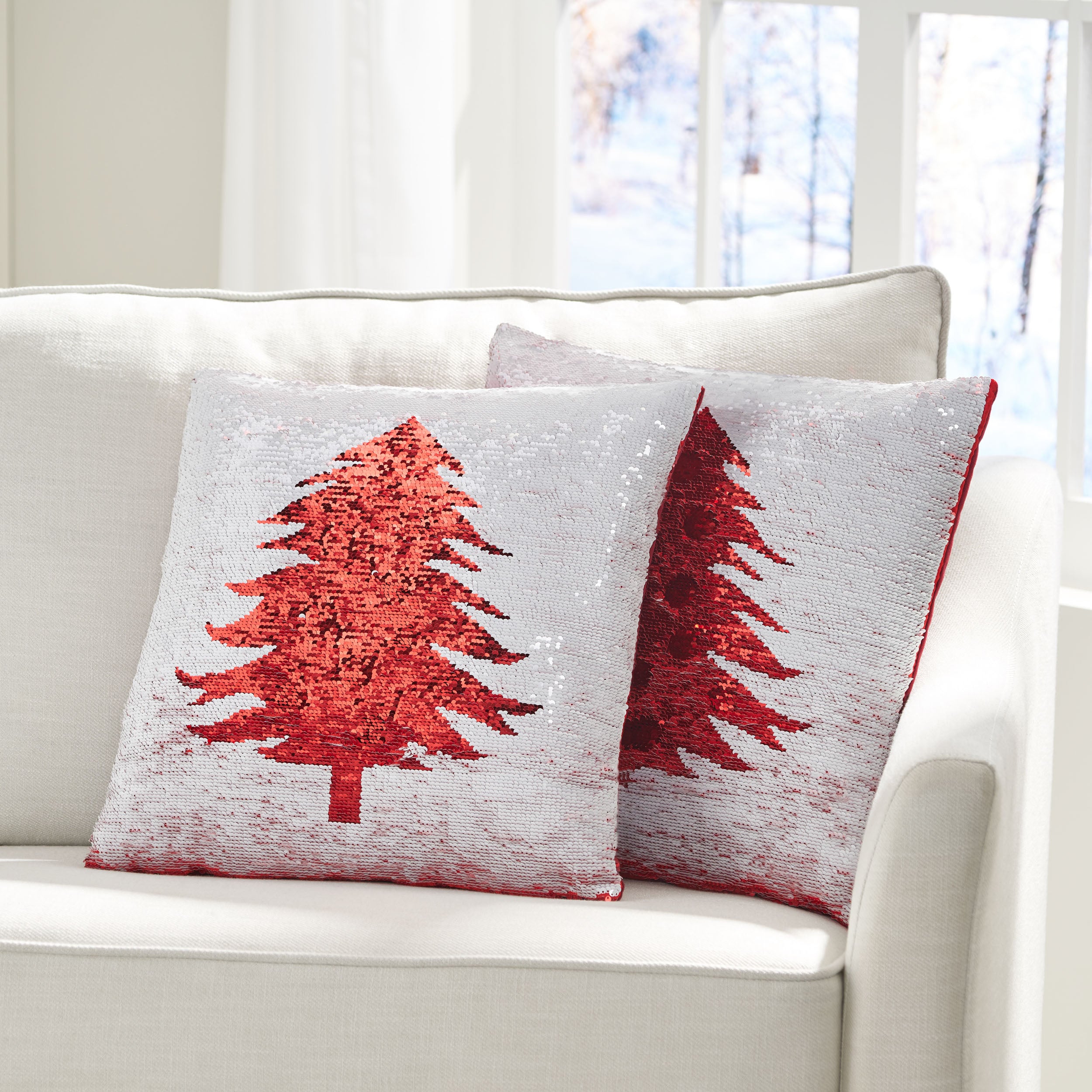 Romious Glam Sequin Christmas Throw Pillow