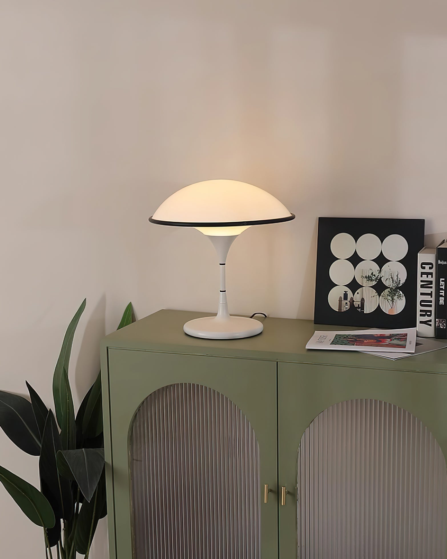 Fontana Table Lamp