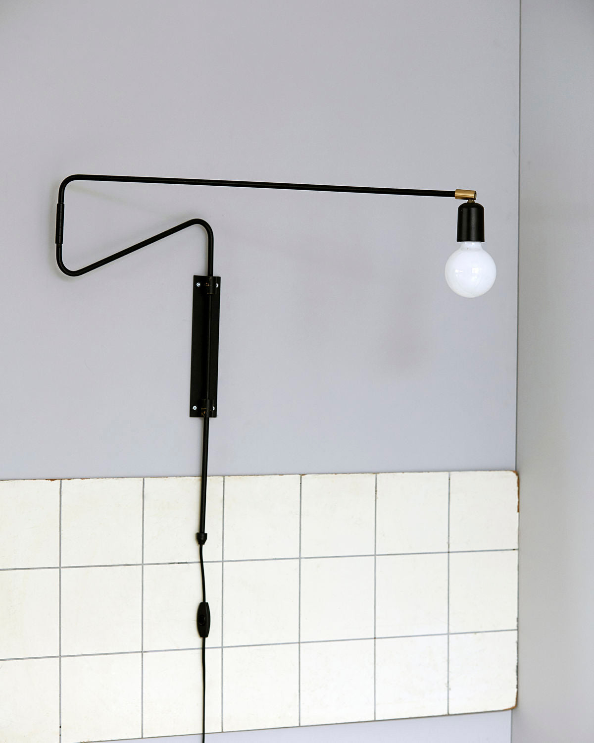 Swing Wall Lamp