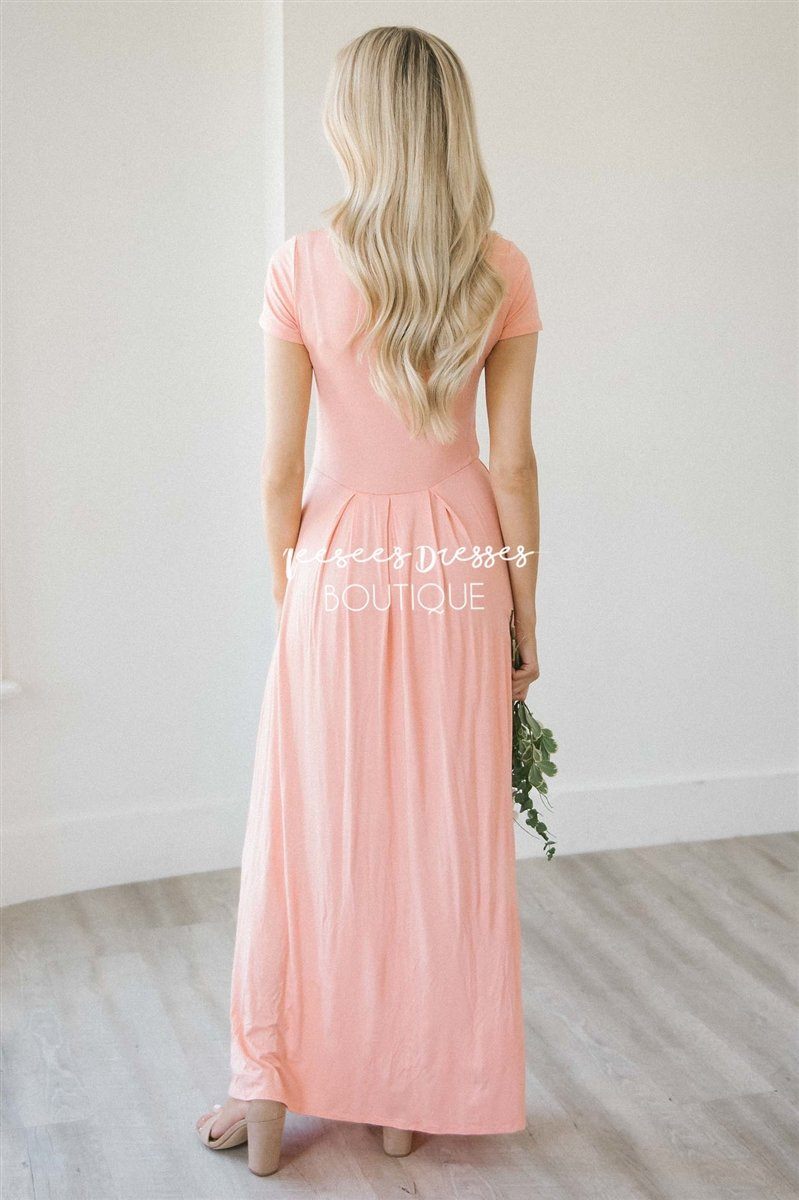 Short Sleeve Pleated Maxi Dress