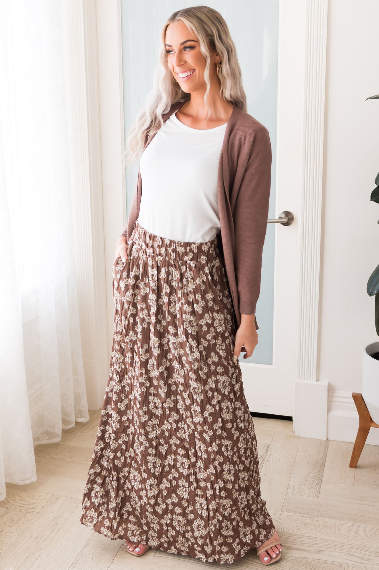 Ditzy Floral Textured Maxi Skirt