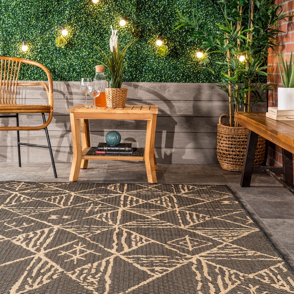 Brooklyn Rug Co Marlow Geometric Aztec Indoor/Outdoor Area Rug