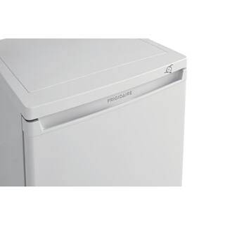 Frigidaire 22.8 in. 6 cu. Ft. Manual Defrost Upright Freezer garage ready FFUM0623AW