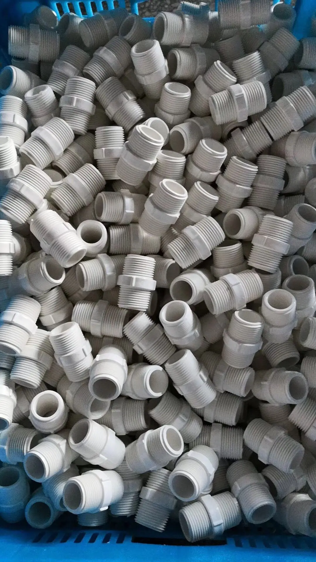 BS4346 Standard UPVC BSP Thread Connector PVC Plastic Nipple Connector