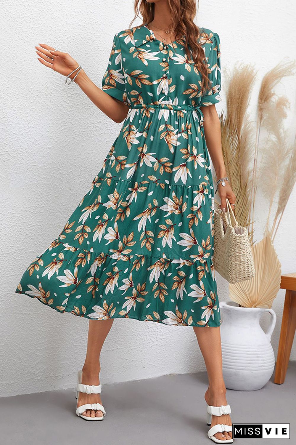 Turndown Collor Short Sleeve Elastic Waist Tiered Printing Dress