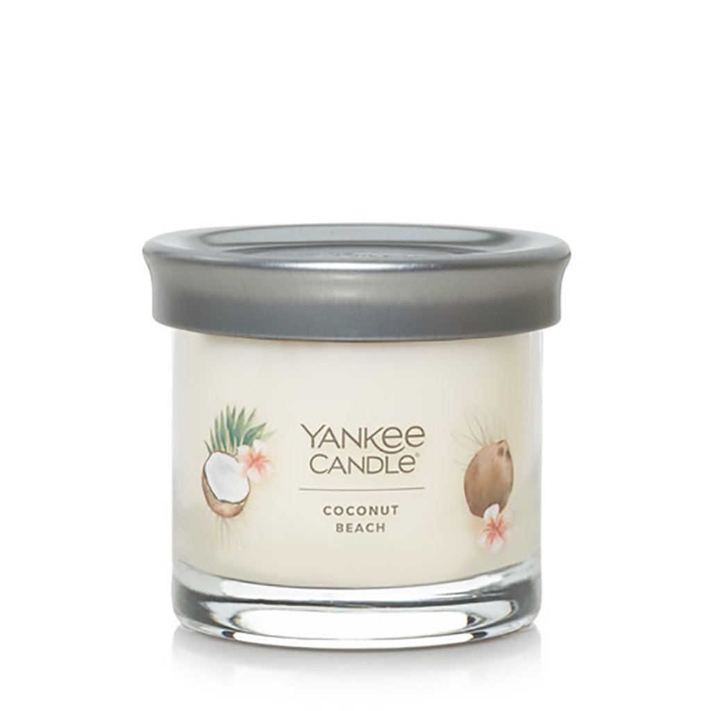 Yankee Candle  Signature Small Tumbler Candle in Coconut Beach