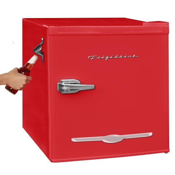 1.6 Cu Ft. Retro Compact Refrigerator with Side Bottle Opener， Red