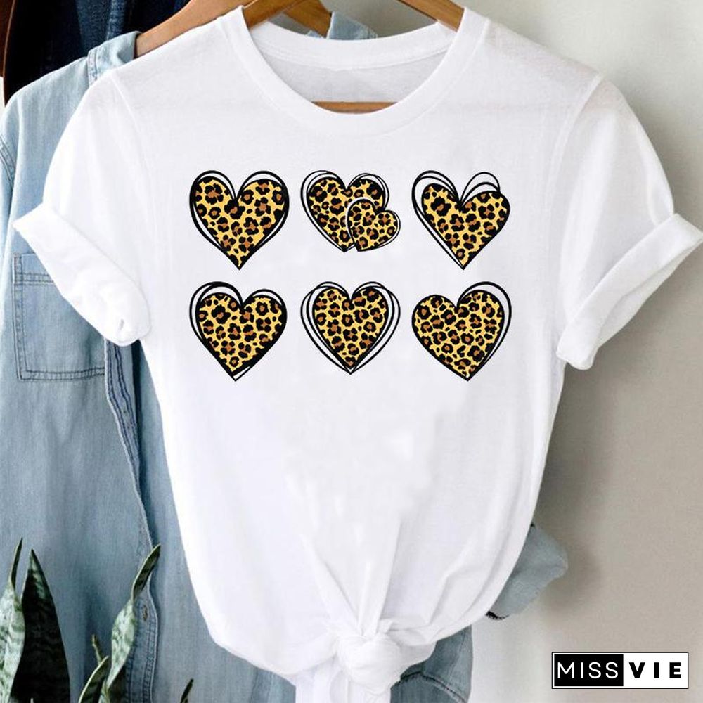 Tee Women Top Leopard Love Heart Cute Clothes Lady Casual Short Sleeve Fashion Summer Tshirt Regular Female Graphic T-Shirt