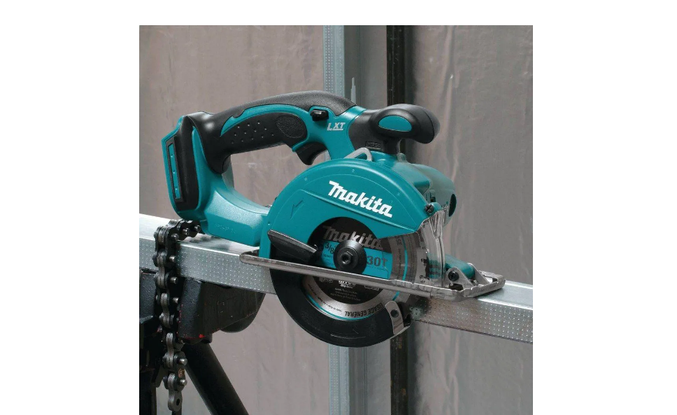 Makita XSC01Z 18-Volt LXT Lithium-Ion 5-3/8 in. Cordless Metal Cutting Saw (Tool-Only)