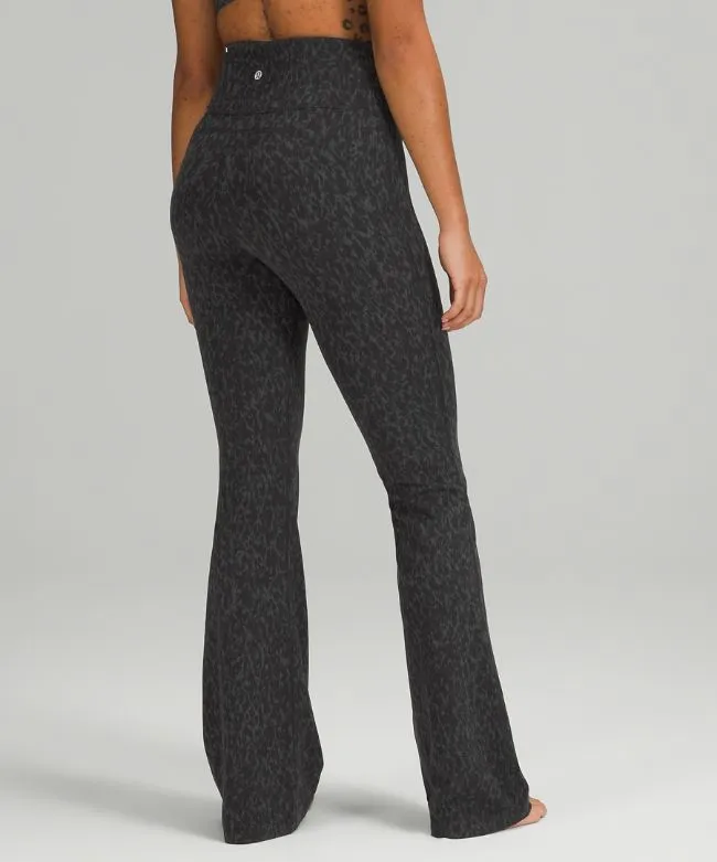 Groove Super-High-Rise Flared Pant Nulu