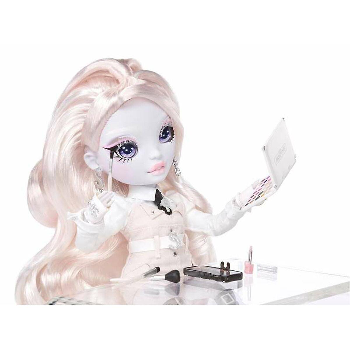 Doll MGA Shadow High Serie 2 Karla Choupette