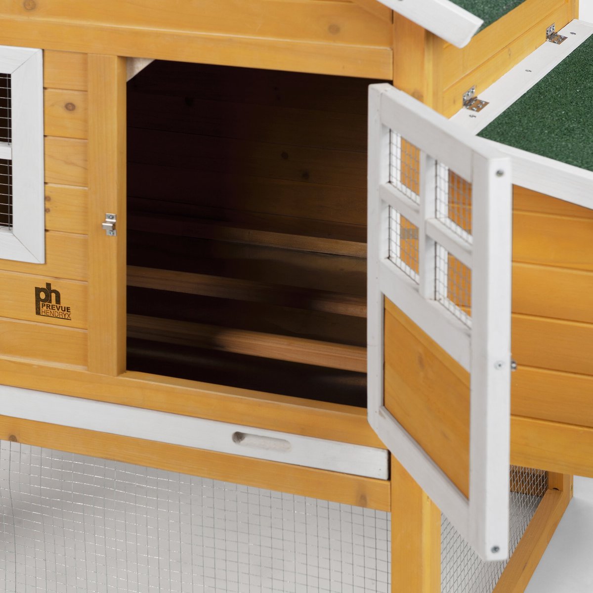 Prevue Pet Products Nest Box Chicken Coop